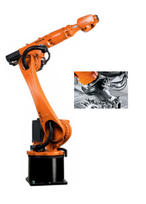 KR 12 Robots KUKA pour la sélection et l'emballage des produits, réduisant les opérations manuelles